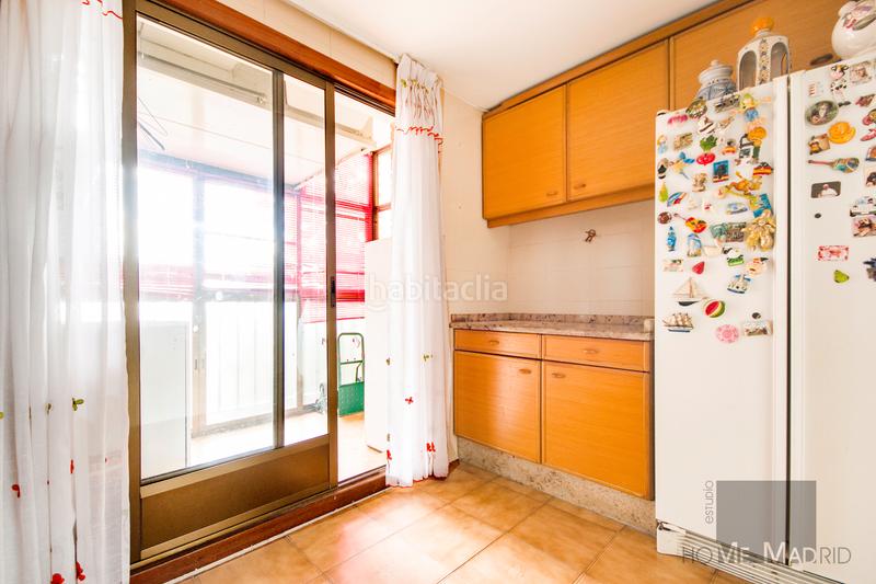 Foto 8c2a9e75-93b0-4042-82c1-971b73f11941. Pis amb calefacció aparcament piscina a La Paz Madrid