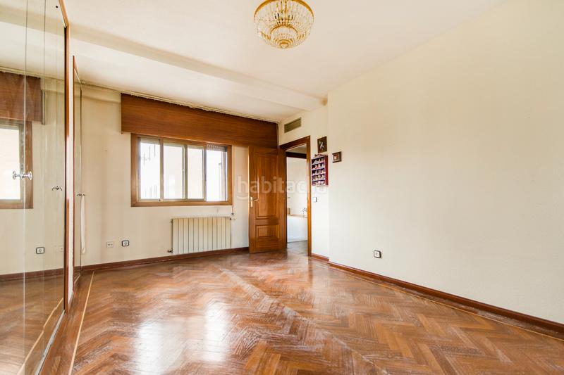 Foto cde09492-c4c8-48d0-900a-d2b543b5298c. Pis amb calefacció aparcament piscina a La Paz Madrid