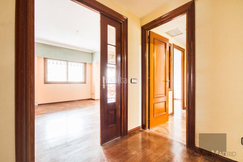 Foto d7d7fe6c-1ae8-4a3c-990d-62cdd436face. Pis amb calefacció aparcament piscina a La Paz Madrid