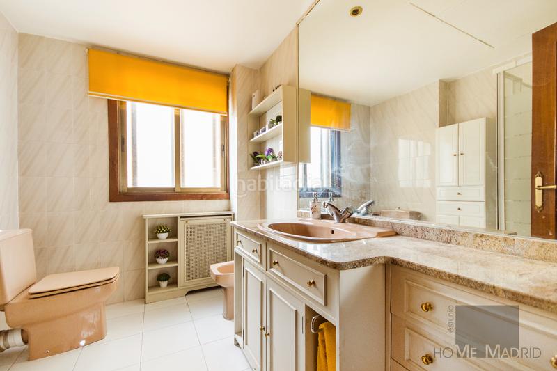 Foto ff61b273-0d95-4b97-85ac-960b21369a9c. Pis amb calefacció aparcament piscina a La Paz Madrid