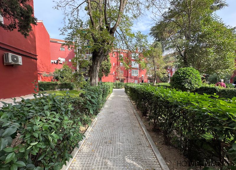 Foto 0ba5d5d8-e1b2-47f9-b4df-0dfa2ac18f5d. Pis amb calefacció a Peñagrande Madrid