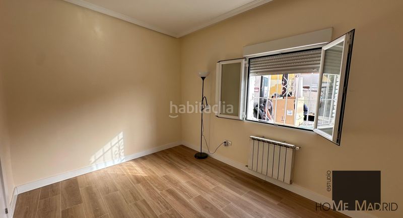 Foto 347acd26-d428-4e1a-84ef-358e2a8a2ea7. Pis amb calefacció a Peñagrande Madrid