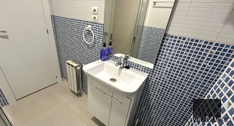 Foto f663cdb2-65d7-4e2c-ba6a-c5357afc0878. Pis amb calefacció a Peñagrande Madrid