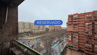 Pis  Calle de santiago de compostela. Estudio home madrid ofrece piso de 130m2 según catastro en la pa