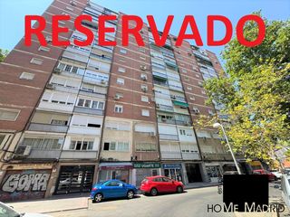 Pis  Plaza de mondariz. Estudio home madrid ofrece piso de 64 m2 en el barrio del pilar