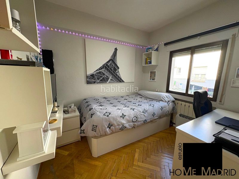 Foto cc381ba5-63cd-4dc8-ba37-84b02c5a9c91. Piso estudio home ofrece piso de 64 m2 en el barrio del Pilar en Madrid