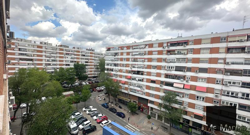 Foto ff3272cc-ebb7-4d01-8e50-aac00b2a26e9. Pis amb calefacció a Peñagrande Madrid