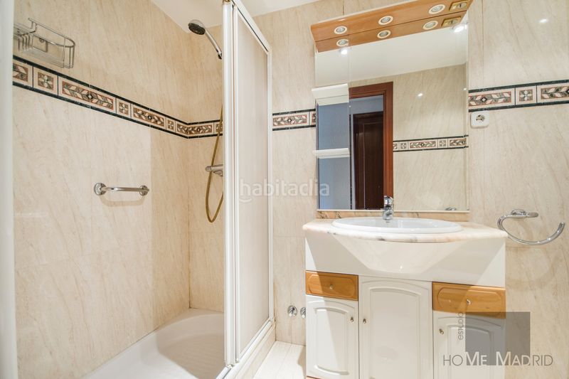 Foto e91ff753-a6ed-4720-8919-4af22ed58ed9. Pis amb calefacció piscina a La Paz Madrid