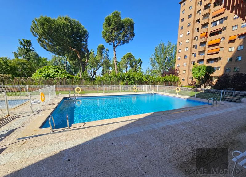 Foto 53fd4adc-92d2-4ca3-8ec4-03ca21b78f3c. Estudi amb calefacció piscina a Peñagrande Madrid