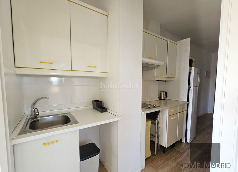 Foto dd093225-d91f-4251-bcfa-48413fb61c74. Estudi amb calefacció piscina a Peñagrande Madrid