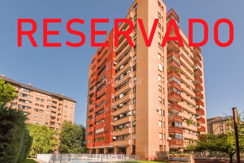 Foto 2e3d60e1-491f-4e57-9395-e3b101b94c0e. Estudi amb calefacció piscina a Peñagrande Madrid