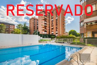 Appartamento  Calle de ramón gómez de la serna. Estudio home madrid ofrece (((reservado))) piso de 121 m2 totalm
