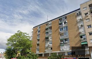 Estudi  Calle de joaquín lorenzo. Estudio home madrid ofrece estudio de 27 m2 ,en segunda planta e