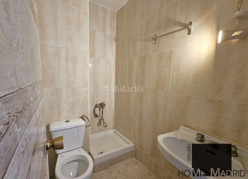 Foto 527b9abc-1562-4d43-8c28-5ebd7aff1927. Estudi a Peñagrande Madrid
