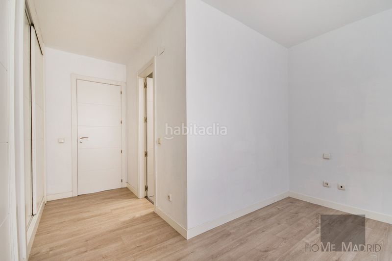 Foto 692d4b7b-5533-4546-85c6-7c1e350a8f2c. Pis amb calefacció aparcament piscina a Las Tablas Madrid