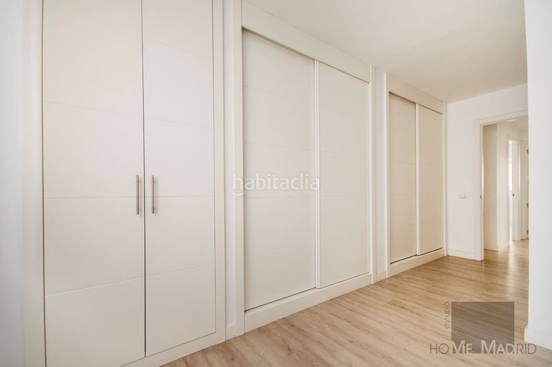 Foto e1950d3c-7f52-4589-ae18-77d46c46eb3d. Pis amb calefacció aparcament piscina a Las Tablas Madrid