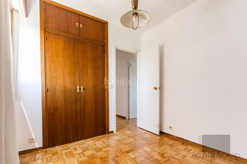 Foto a5555217-7aa5-4cdd-914d-d528551a9e04. Pis amb calefacció aparcament piscina a Pilar Madrid