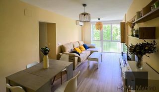 Appartamento  Calle de la bañeza. Estudio home madrid ofrece piso de 58m² exterior en el barrio de