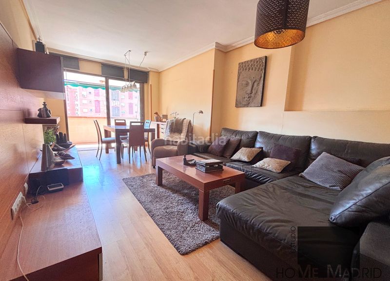 Foto 40eff5f1-a0a4-4c49-8b6d-003870aa245c. Etagenwohnung mit heizung parking in La Paz Madrid