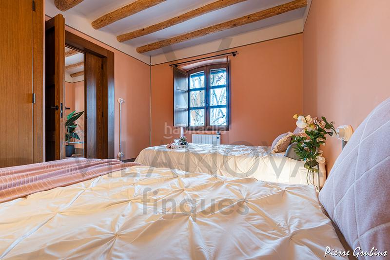 Foto 6f9ebd05-10e6-48e0-ba61-442eea552680. Masía  en venta en carretera reus , en Riudoms