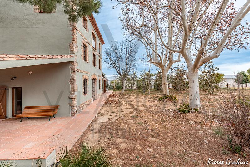 Foto cb25964e-ebb0-41e4-b308-5d3a964d83b4. Masía  en venta en carretera reus , en Riudoms