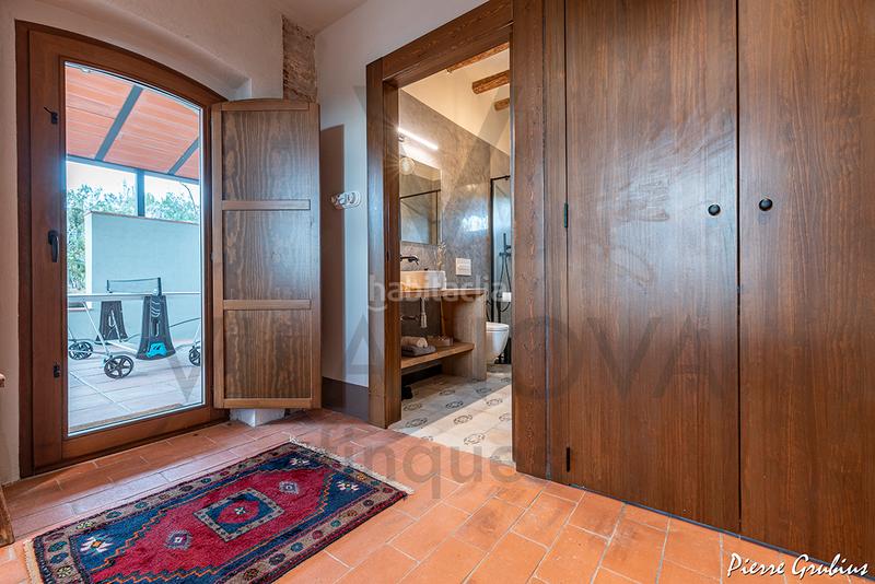 Foto e6219ff6-3c9f-40f0-828a-13ae5a1e575b. Masía  en venta en carretera reus , en Riudoms