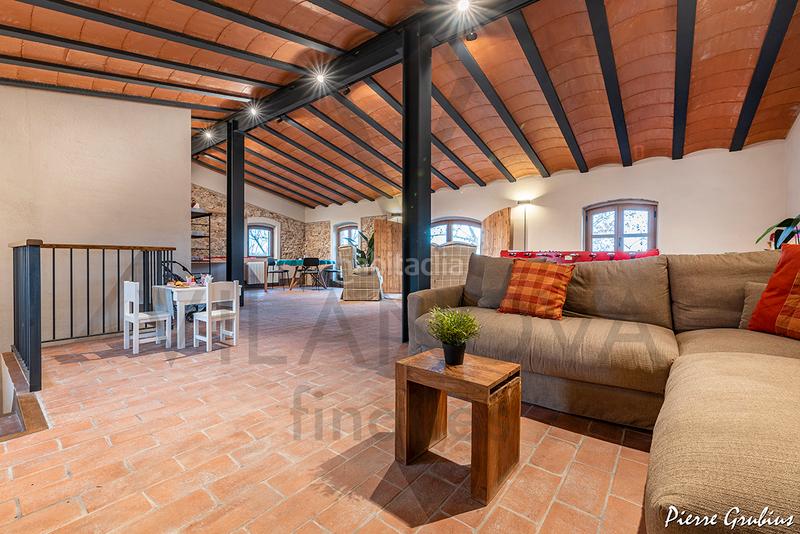 Foto f51aceed-44f5-4005-a2c9-f3ebdf3d2946. Masía  en venta en carretera reus , en Riudoms