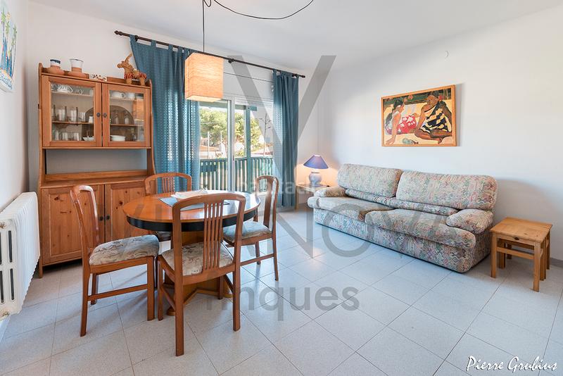 Foto 3eaec2ac-a074-4507-ab16-13e2fb044be7. Xalet amb xemeneia calefacció aparcament a Centre Miami Platja