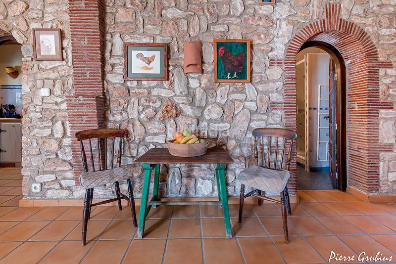 Foto 785614f0-ed1d-4b44-8319-633d322054d8. Xalet amb xemeneia calefacció aparcament a Centre Miami Platja