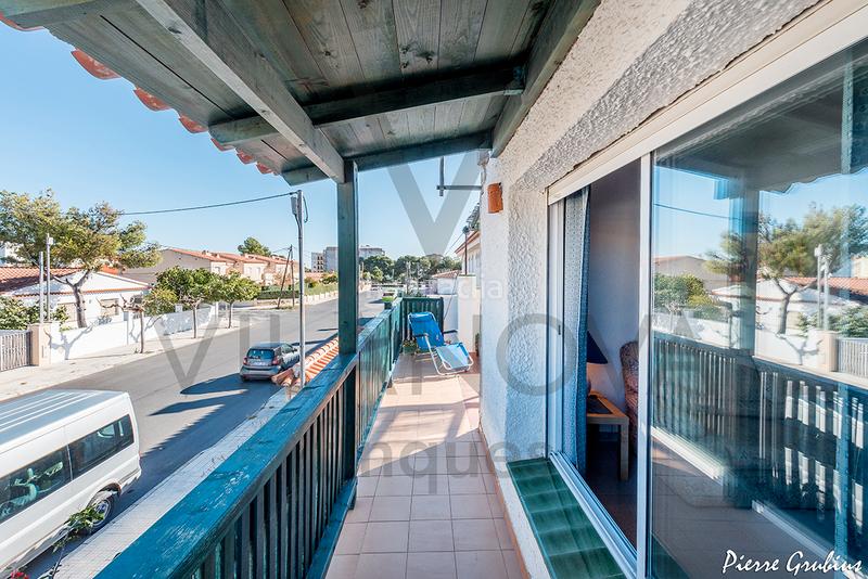 Foto 97f18b09-3b4f-411b-bddb-d458e52f83bf. Xalet amb xemeneia calefacció aparcament a Centre Miami Platja