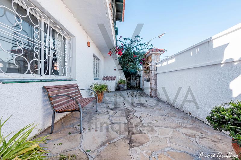 Foto c3f734d6-edc6-4a4b-91a1-e6e9f778bbe4. Xalet amb xemeneia calefacció aparcament a Centre Miami Platja