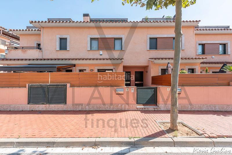 Foto 3338ca4a-5962-4dce-9fe3-c325070649e6. Casa con riscaldamento parcheggio piscina in Vinyols i els Arcs