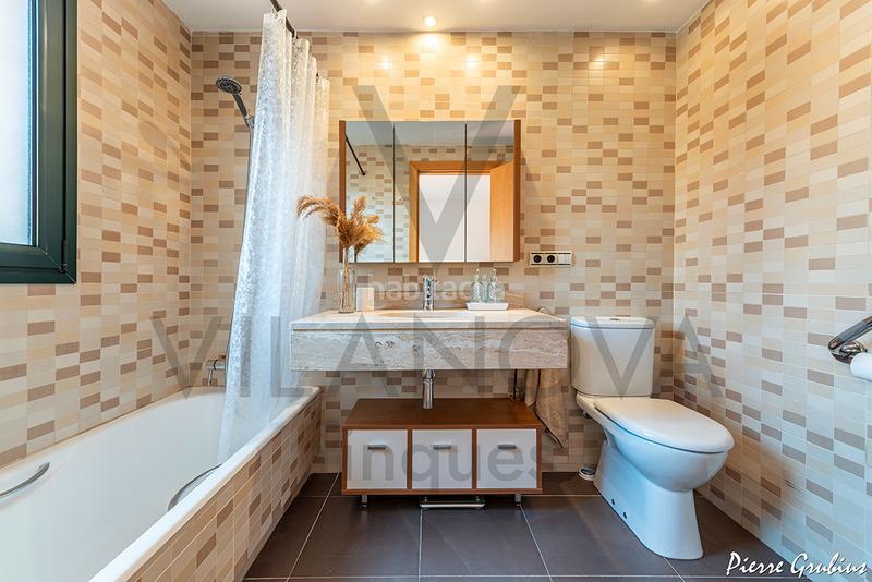 Foto a2c859a6-179b-4e80-8be0-43d0fadf091f. Casa con riscaldamento parcheggio piscina in Vinyols i els Arcs