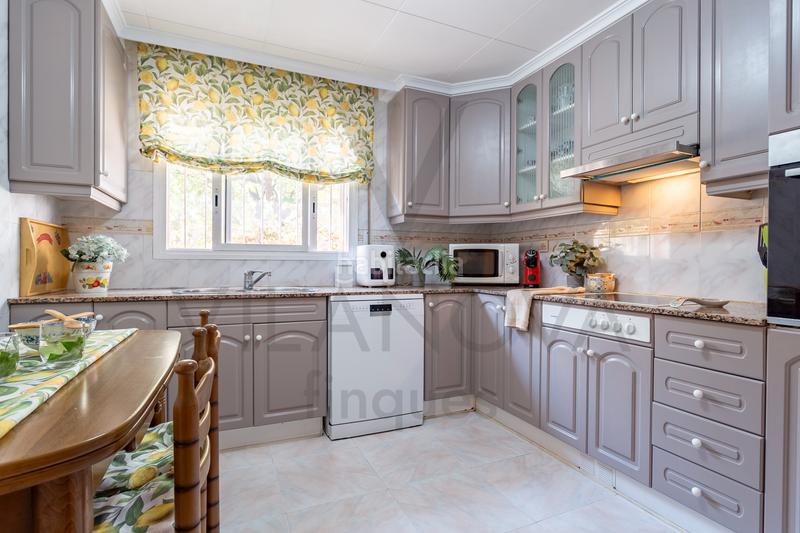 Foto 6934dd15-34c0-43dc-b358-17f8b09972ba. Casa adosada casa / chalet adosado en venta en cl llaberia , Centre en Reus