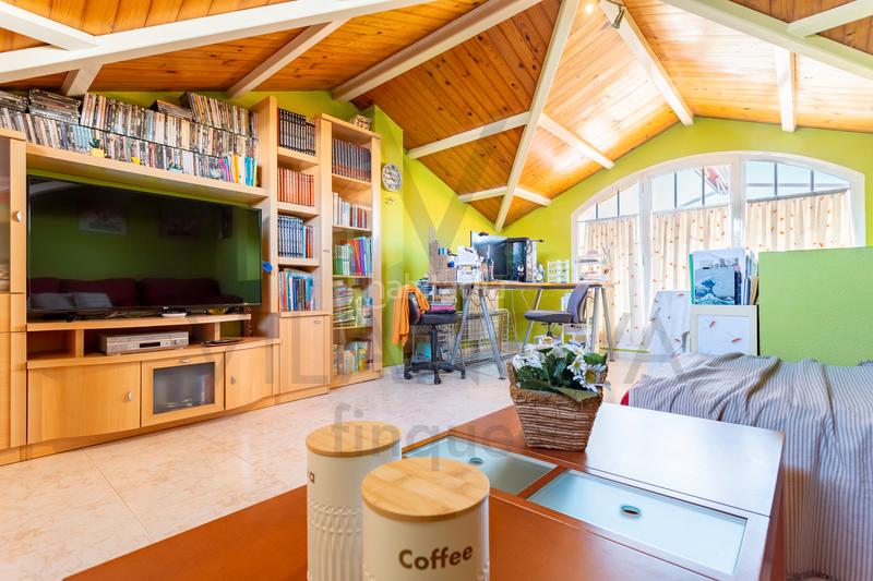 Foto 6b4f6752-be75-4f2e-9c14-ad2c9e1218d8. Casa adosada casa / chalet adosado en venta en cl llaberia , Centre en Reus