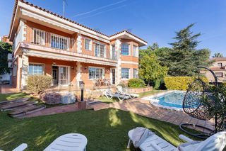 Chalet  Carrer de la f�csia. Casa / chalet independiente en venta en cl fucsia de la 29, cast