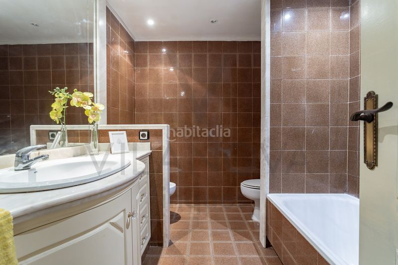 Foto b331d702-6e51-4f8f-8a2b-0de71329bae2. Pis amb calefacció aparcament piscina a Mestral Reus