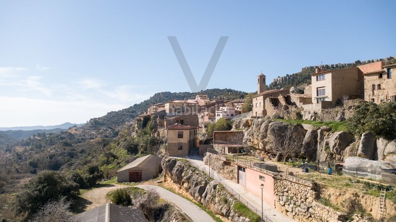 Foto 513f304c-e7a7-4314-afd5-41c8419f2f4b. Masia amb calefacció a Vilanova de Prades