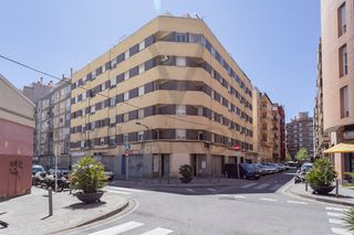 Piso  Carrer d'eduard toda. Piso en venta en eduard toda , centre, reus