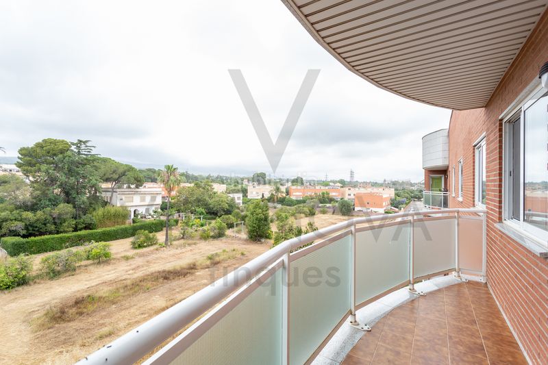 Foto 1af356cb-a554-4446-90bd-e26e039bbd4b. Pis amb calefacció aparcament piscina a Mestral Reus