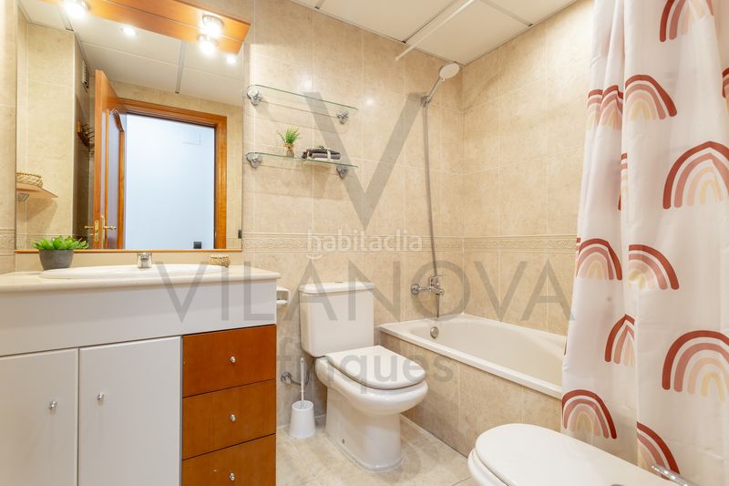 Foto aabb1d21-bf2b-46f0-84aa-6a6d17c4ae49. Pis amb calefacció aparcament piscina a Mestral Reus