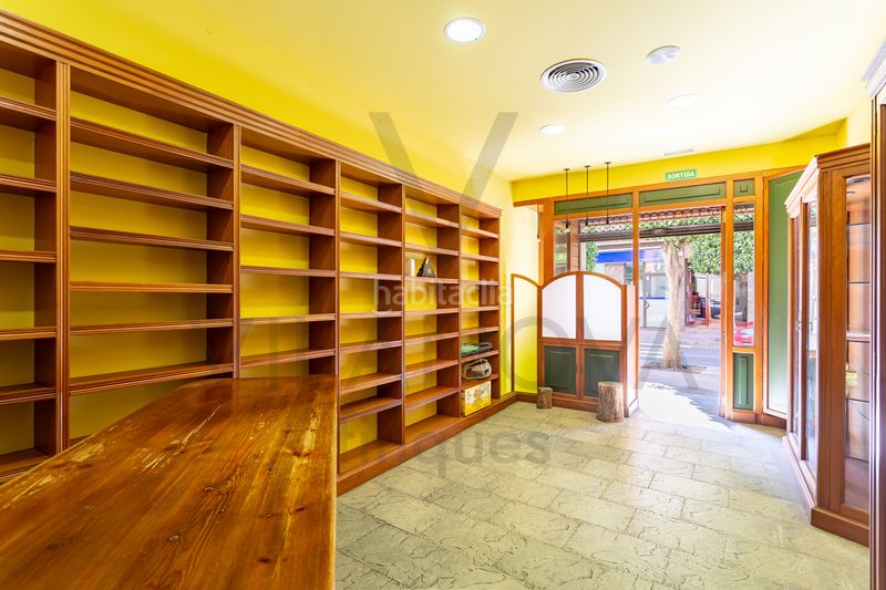 Foto 50df3974-dd2c-417e-ba74-67a0534c155a. Local comercial a Centre Reus