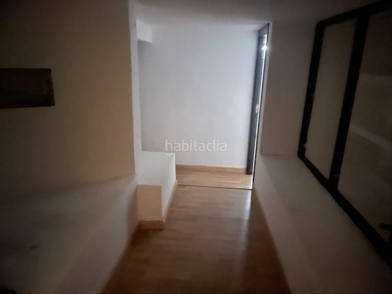 Foto 04c9580f-6041-41ca-a77d-1924dbcd61f3. Local comercial en Juan de la Cierva Getafe