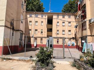 Pis  Calle tortajada