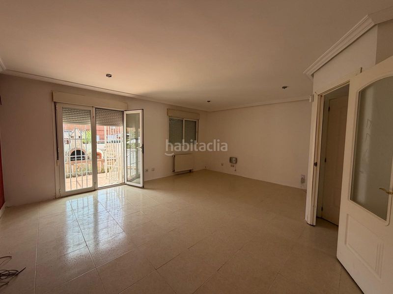 Foto acf9e590-c06a-451e-94d1-0b95c2e4398c. Chalet en Fuentebella-San Fermín-El Leguario Parla
