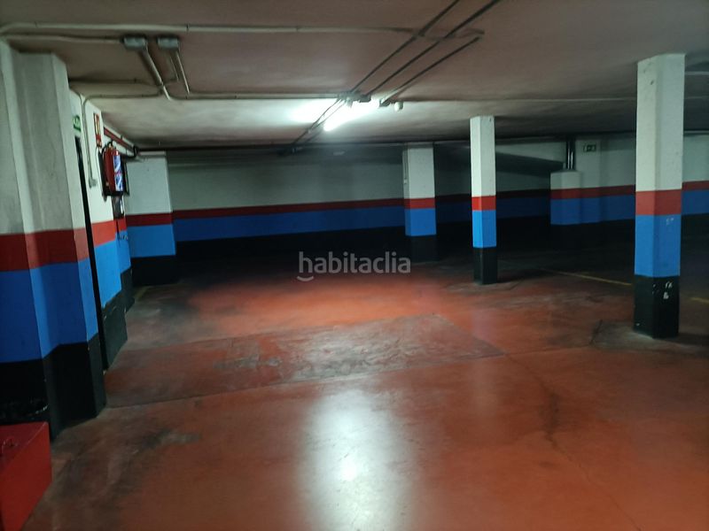 Foto c7f0e17d-60e9-4ff5-b5fd-eba98af66315. Aparcament cotxe a Lista Madrid