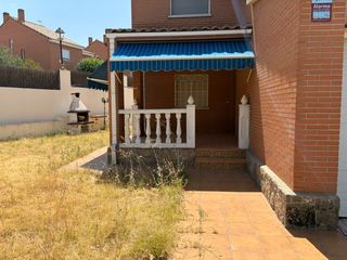 Chalet  Calle torrejón de velasco