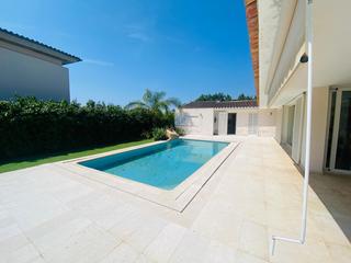 Chalet à Bunyola. Encantadora villa unifamiliar con piscina y vistas a la montaña