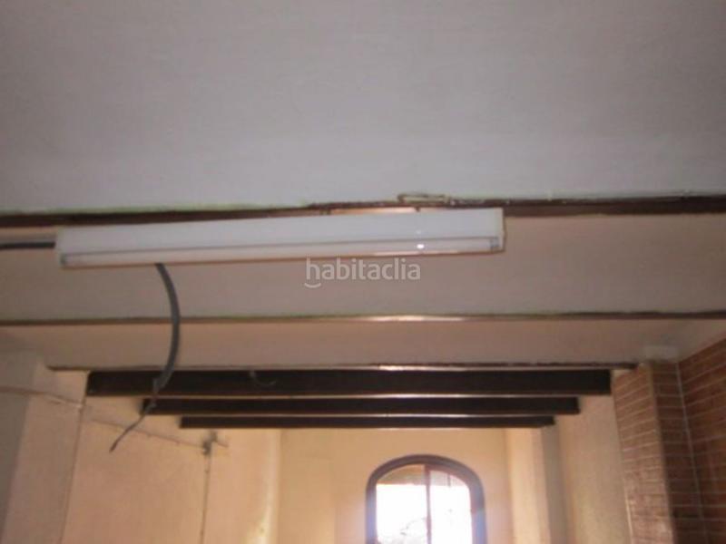 Foto af44c4e2-0112-4c33-a8d5-cb962d119e87. Local comercial a La Roqueta Valencia