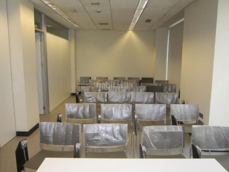 Foto cd8fbf94-8e45-4823-b9c2-4002b07ac699. Local comercial a Arrancapins Valencia